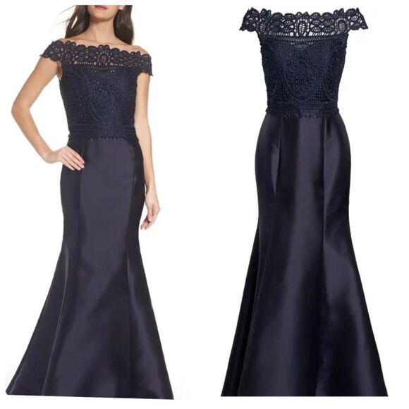 La FEMME Lace & Twill Mermaid Prom Gown
Navy Sz 8  NEW Retail $438 Pageant Party - Picture 4 of 16